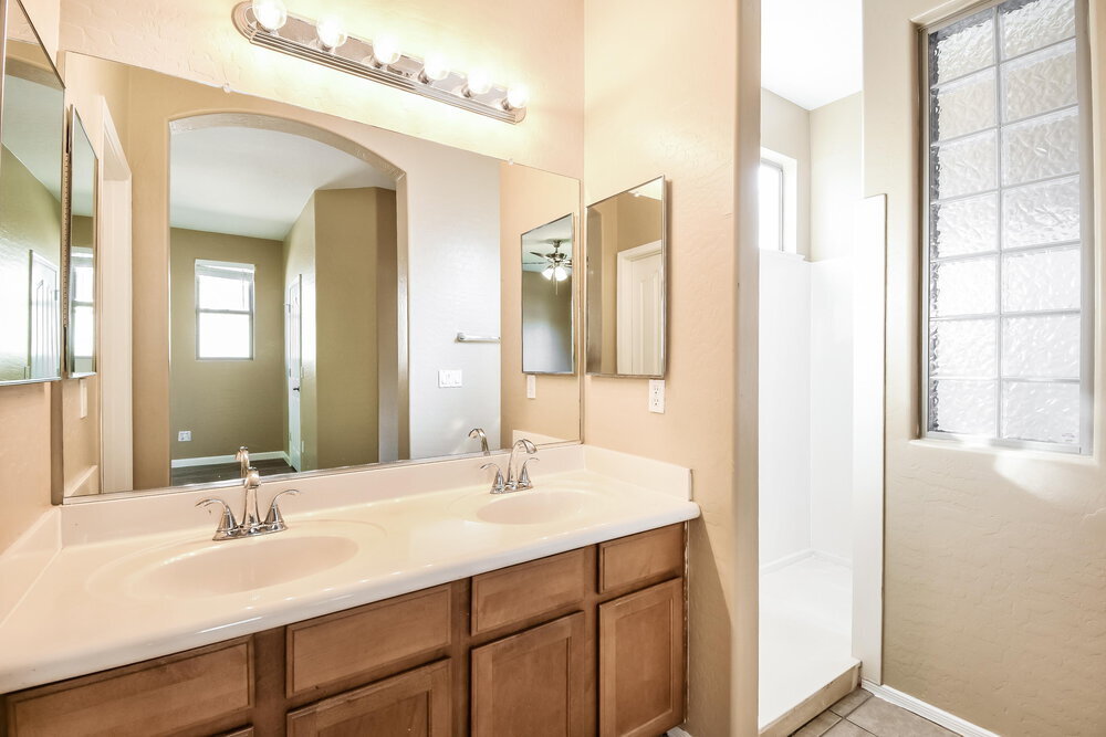 Building Photo - 3691 E Stampede Dr