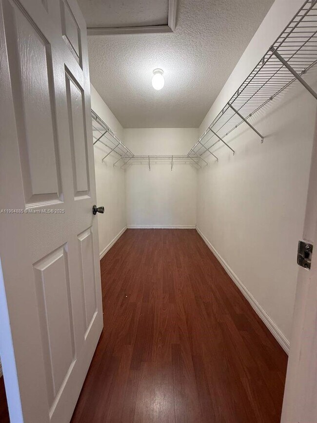 Building Photo - 9032 SW 208th Terrace