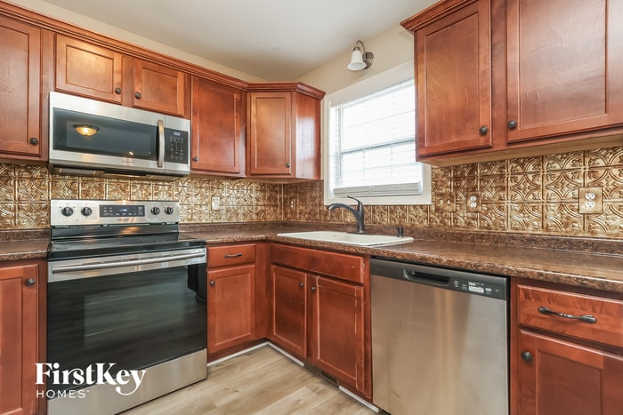 Building Photo - 2558 Centerstone Cir