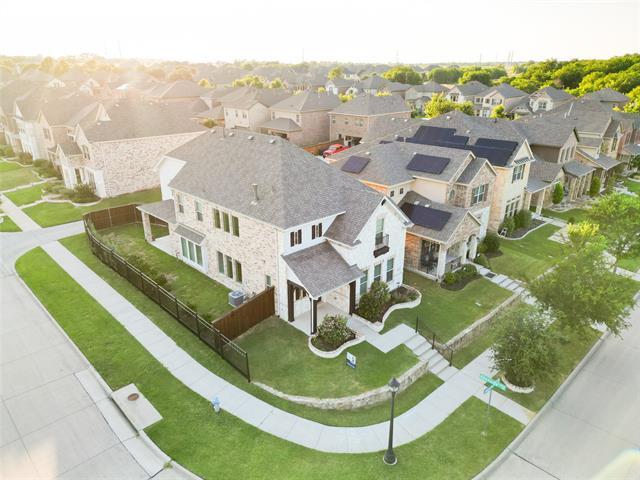 Building Photo - 8635 Edgemere Dr
