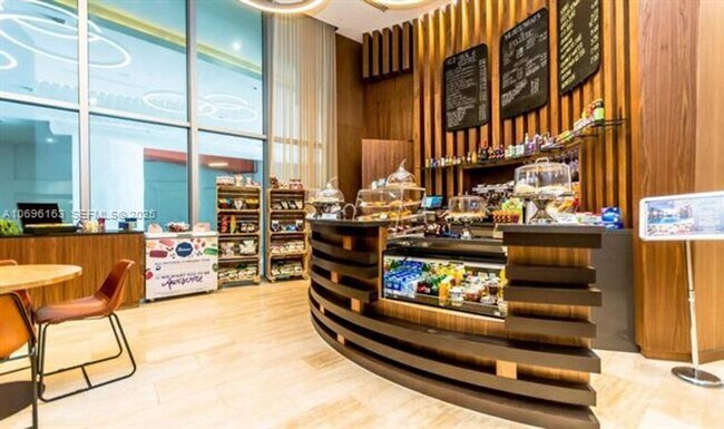 Building Photo - 4111 S Ocean Dr