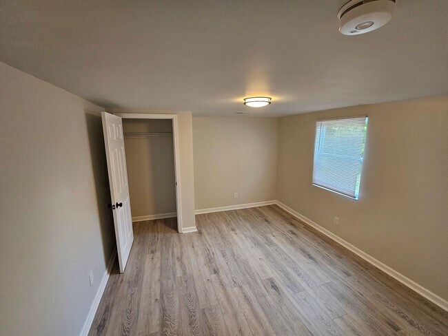 Building Photo - 3 Bedroom Rental in PRP