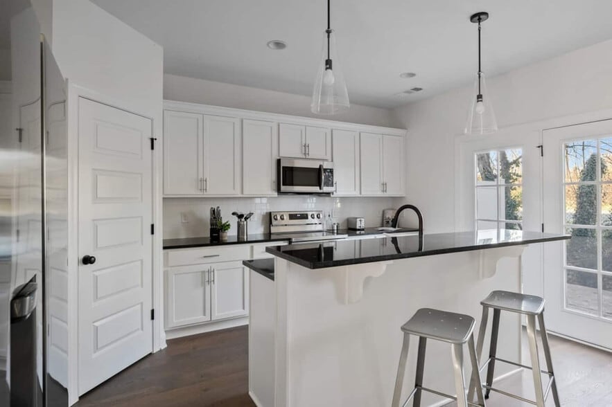 Building Photo - 3319 Old Hickory Blvd