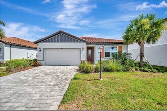 Building Photo - Savanna - Lakewood Ranch 4 Bedroom Annual ...
