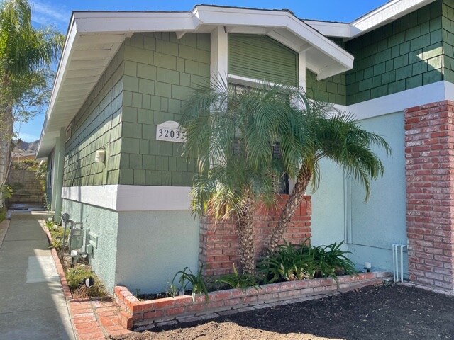 Building Photo - 32033 Quartz Ln