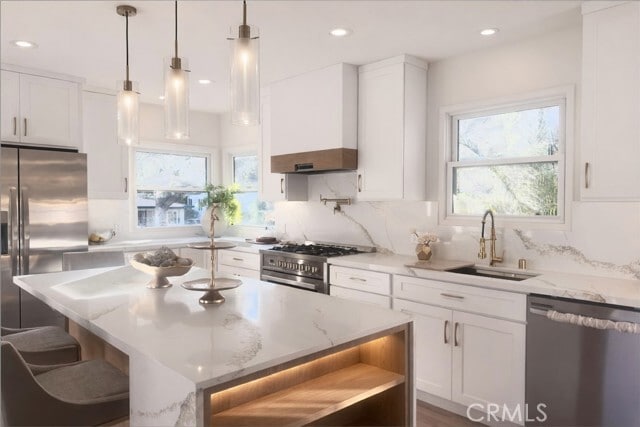 Building Photo - 1318 S Helberta Ave