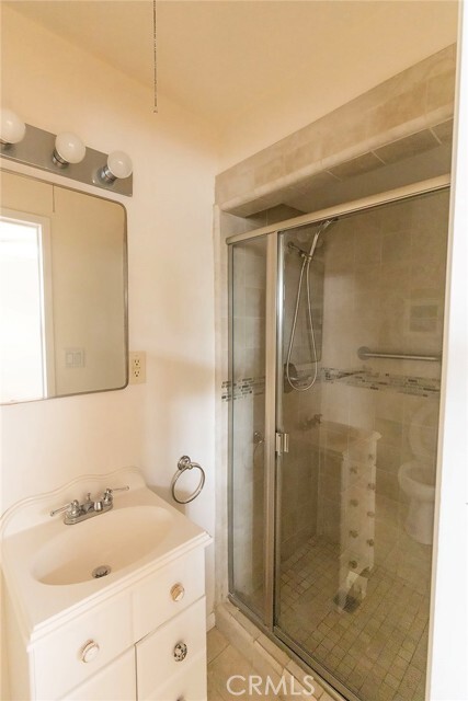 Building Photo - 2244 W 236th St