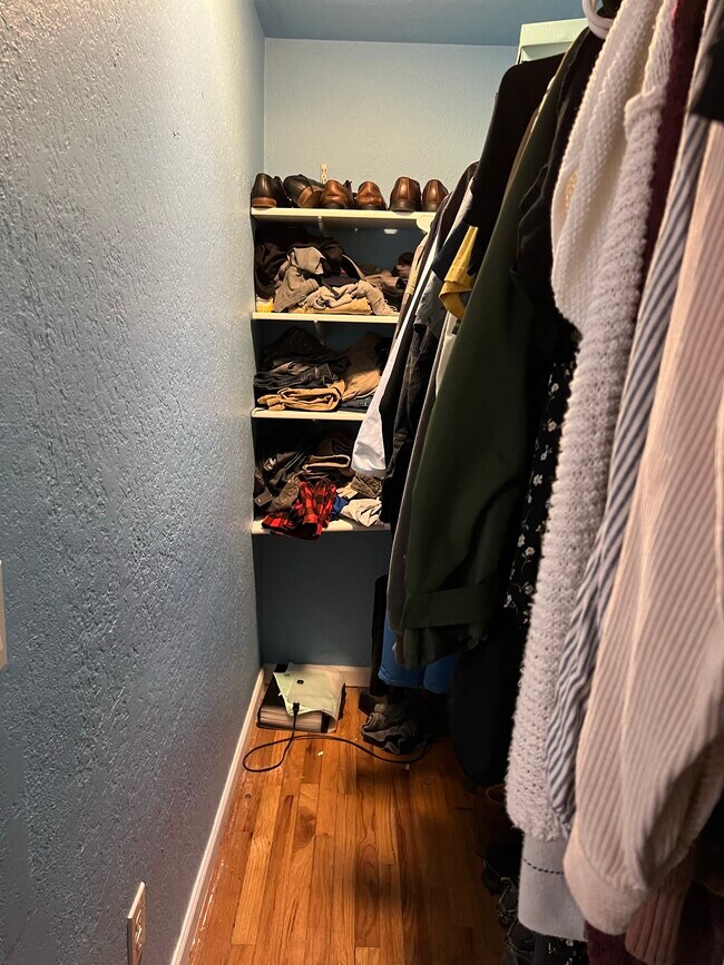 Building Photo - 2344 Northlake Way NW