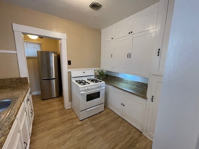 Building Photo - 743 Daisy Ave