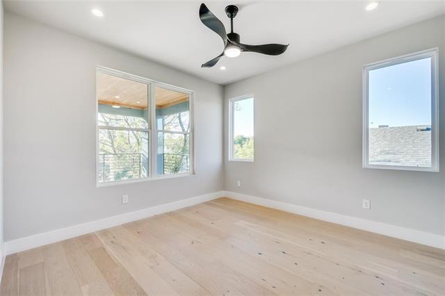Building Photo - 2333 Vagas St