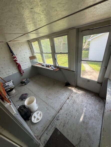 Building Photo - 1522 Cronk Ave