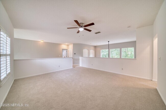 Building Photo - 1440 S Burgandy Trail