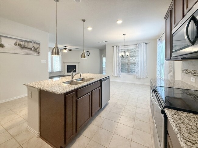Building Photo - 2064 Barx Dr