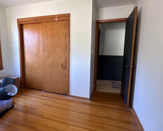 Building Photo - 1334 N Estate Ct