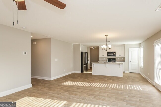 Building Photo - 159 Heartland Cir