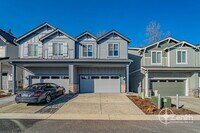 Building Photo - 2403 Trail View Ct