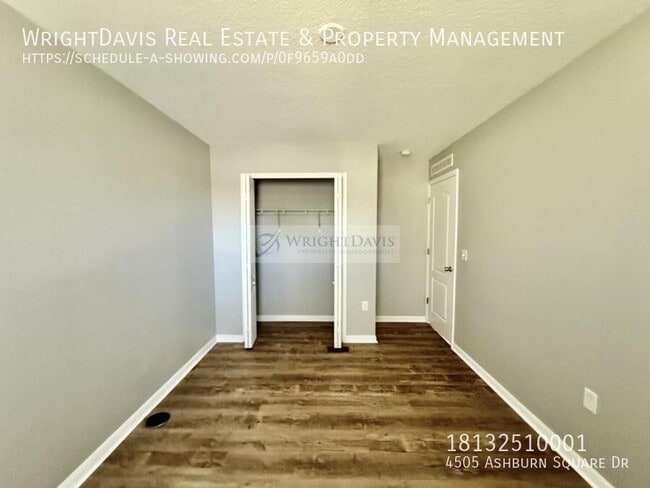 Building Photo - 4505 Ashburn Square Dr
