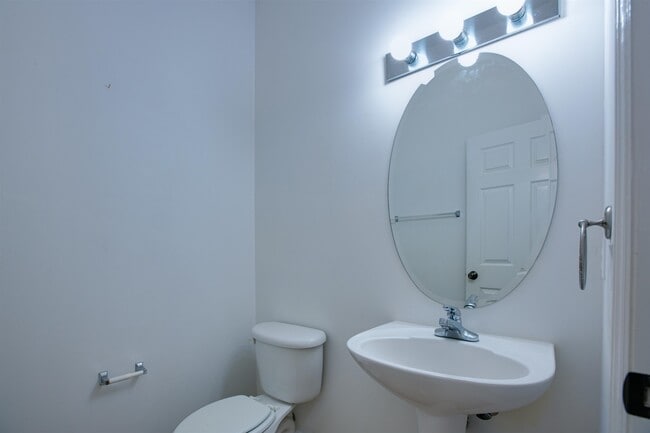 Building Photo - 4266 Park Crossing Tr
