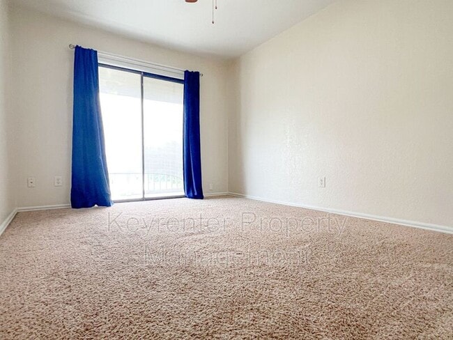 Building Photo - 10209 Shadowridge Dr