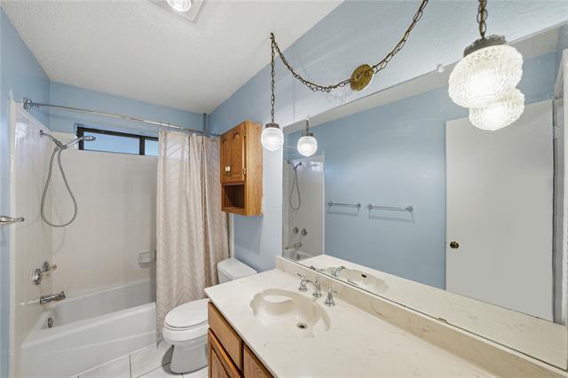 Building Photo - 1129 W Hills Terrace