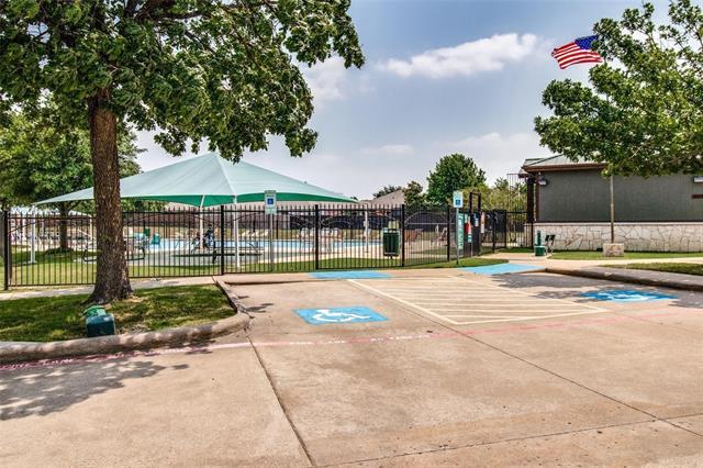 Building Photo - 1824 Persimmon Dr