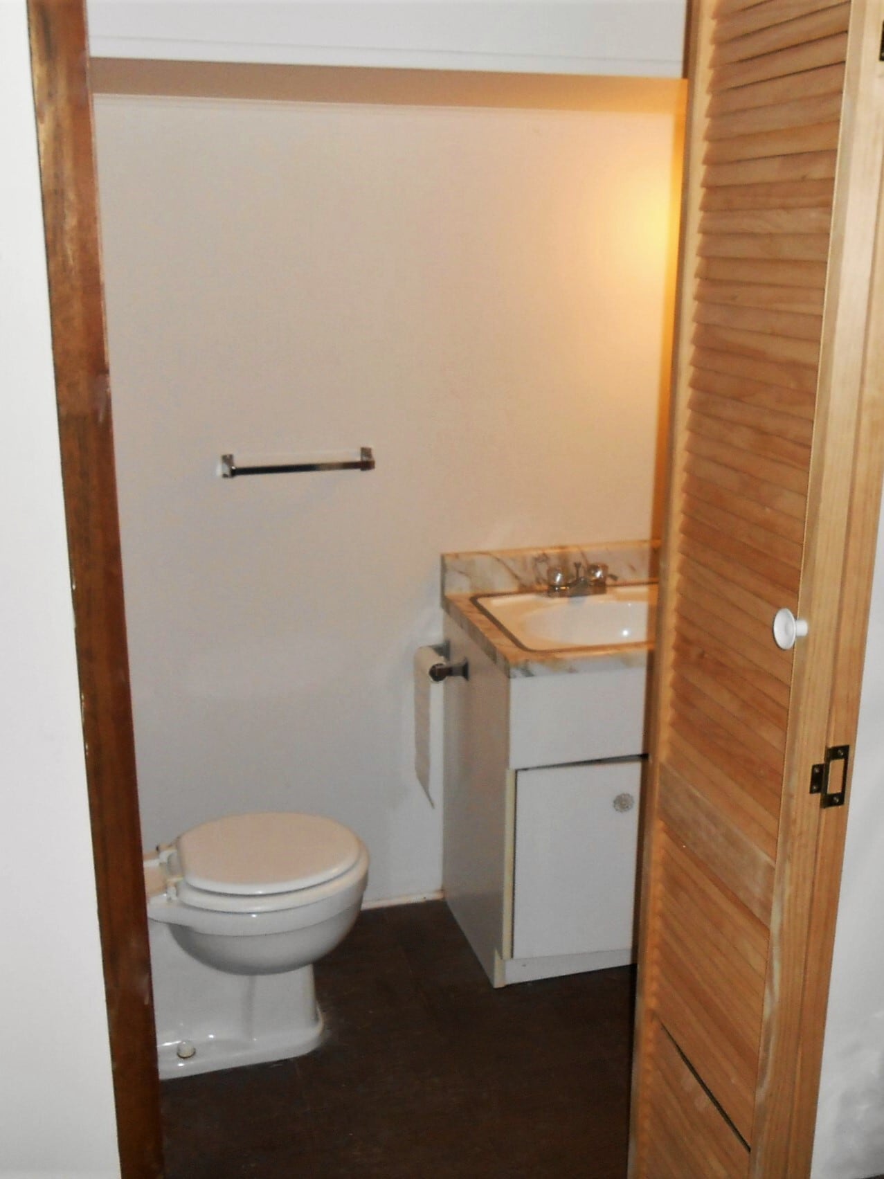 Building Photo - 1701 Elka Ln