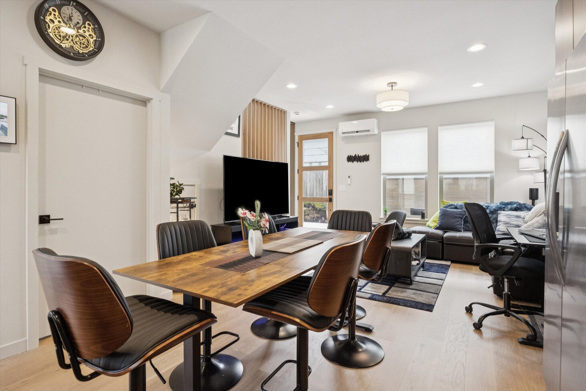 Raise top Bar Height or standard Table - 4836 NE 9th Ave