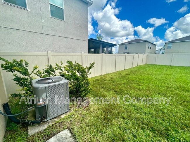 Building Photo - 17345 White Mangrove Dr