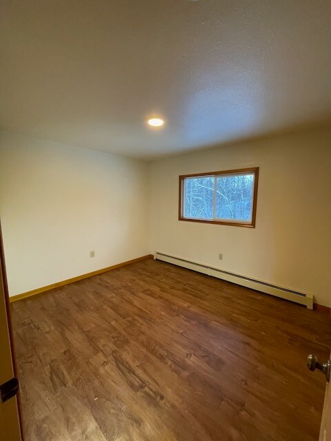 Building Photo - 20620 Scenic Dr