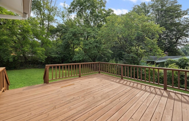 Building Photo - 4-Bedroom 2-bath in West Lafayette!