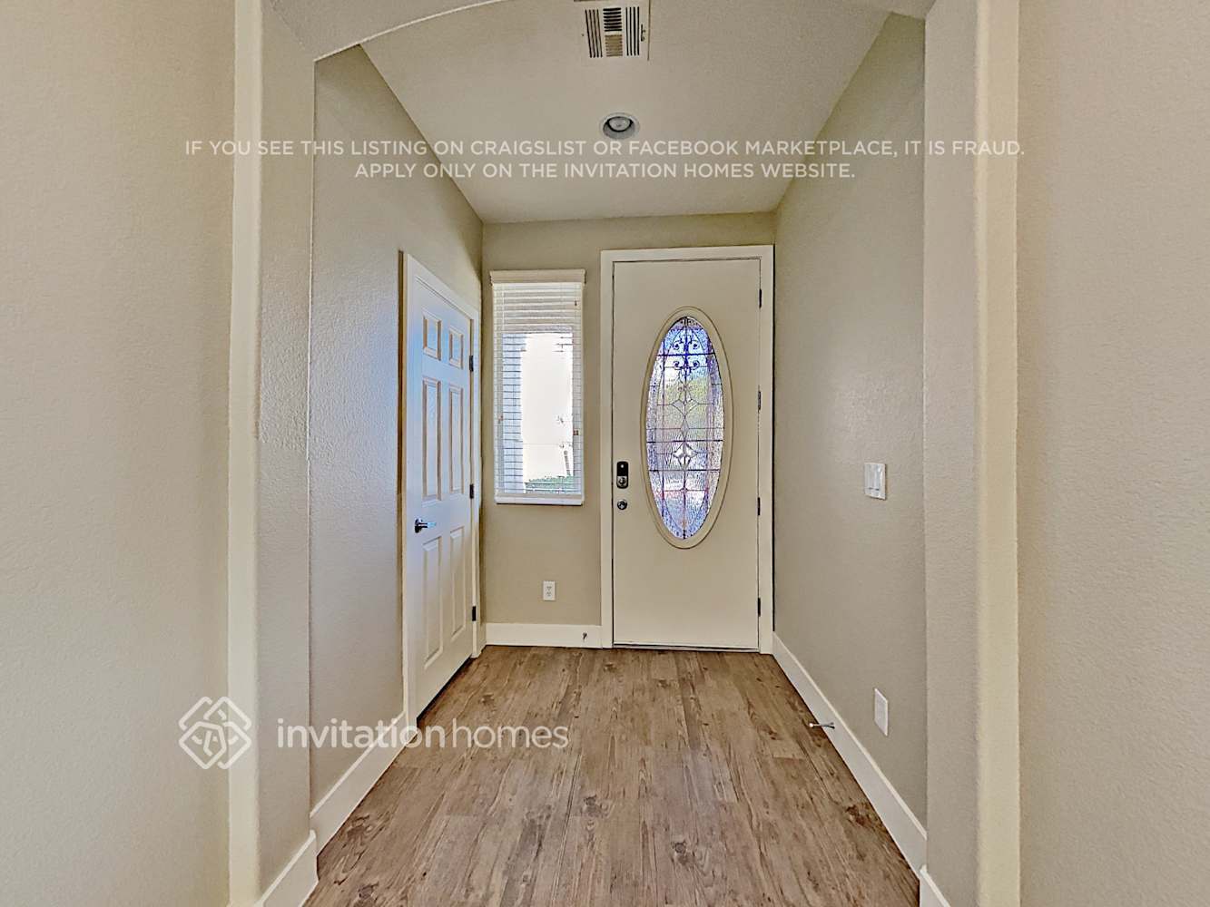 Building Photo - 8407 Lucero Ave