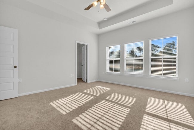 Building Photo - Perfect family home in Ocean Isle Beach