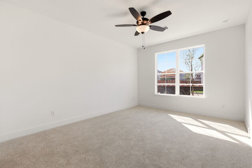 Building Photo - 7164 Confetti Ln