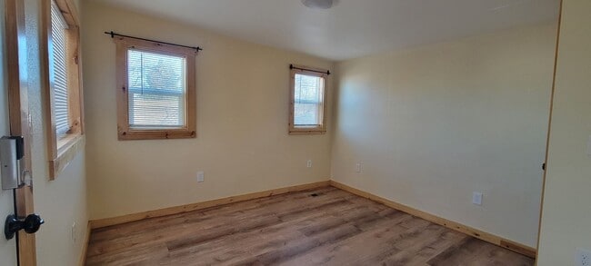 Building Photo - 1 Bedroom Home Near Downtown Florence