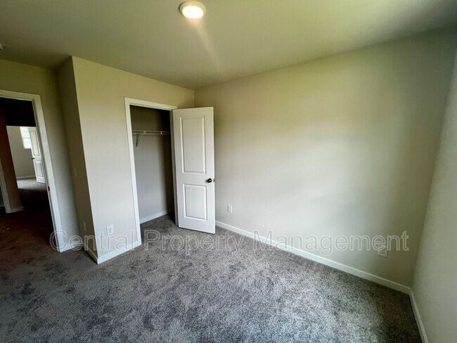 Building Photo - 6014 Tavener Dr