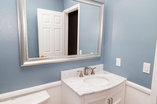 Building Photo - 3154 Provence Pl