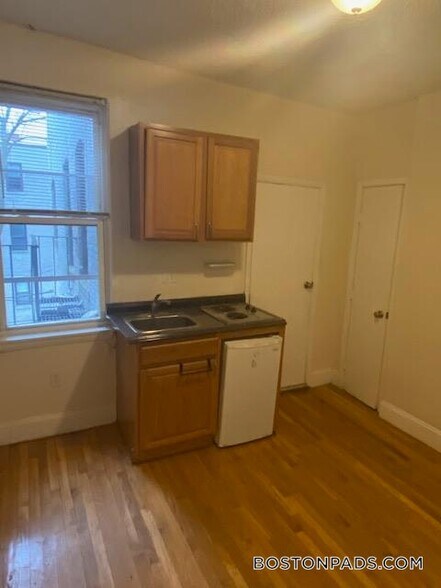 Building Photo - 51 S Huntington Ave