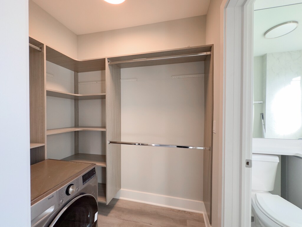 Building Photo - 378 Hazel Ave