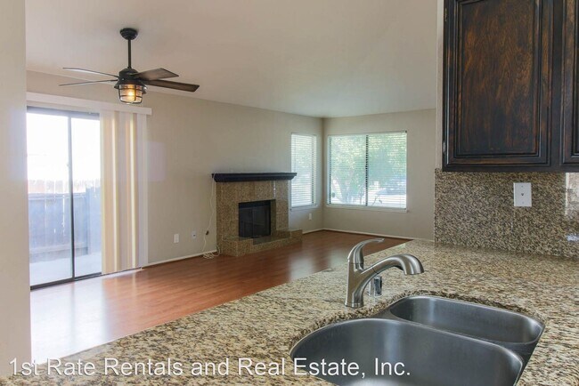Building Photo - 3 br, 2 bath House - 10375 Crossing Green