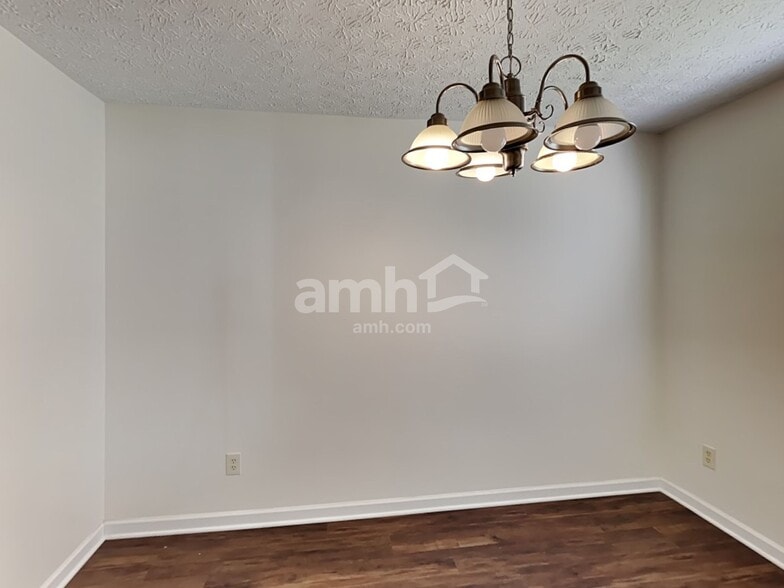 Building Photo - 12187 Derby Ct