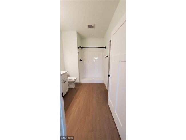 Building Photo - 1229-1231 Wisteria Ln