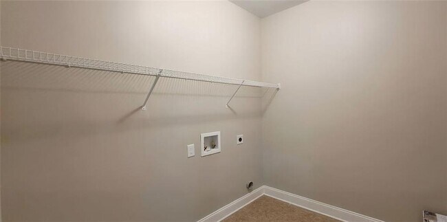 Building Photo - 4215 Hopewell Manor Dr