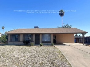 Building Photo - 2343 W Portobello Ave