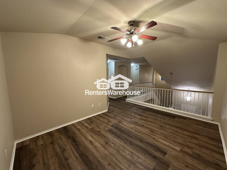 Building Photo - 10214 Maydelle Dr