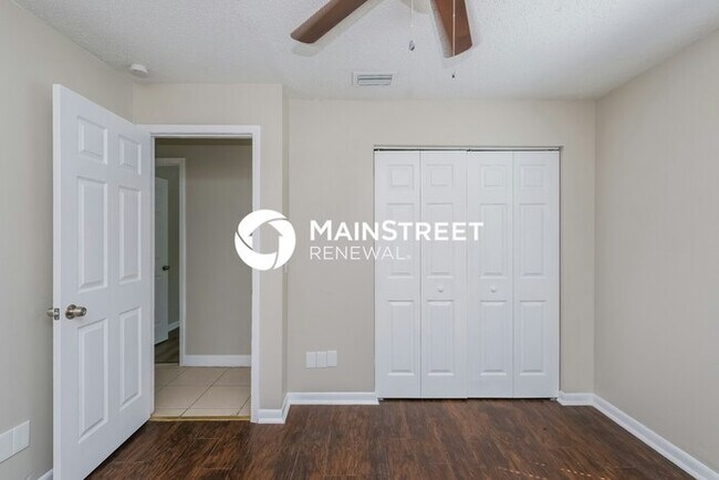 Building Photo - 3 Bedroom Pet-Friendly Home in TAMPA, FL w...