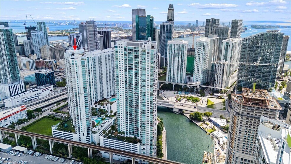 Building Photo - 90 SW 3rd St