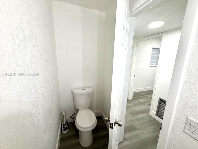 Building Photo - 7155 W 2nd Way