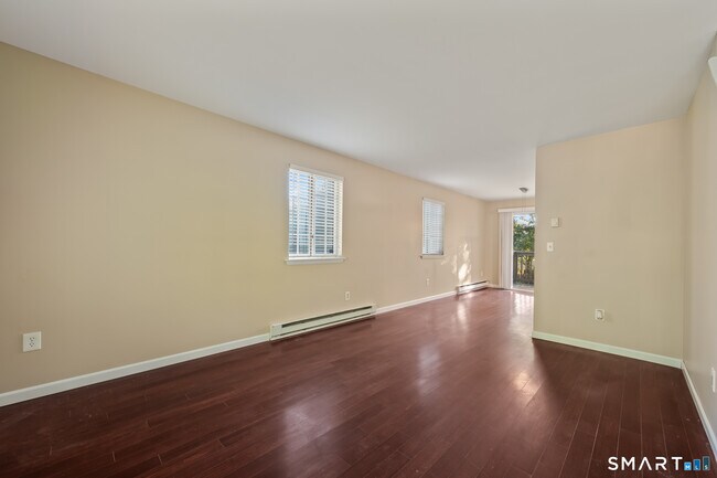 Building Photo - 92 Cynthia Ln