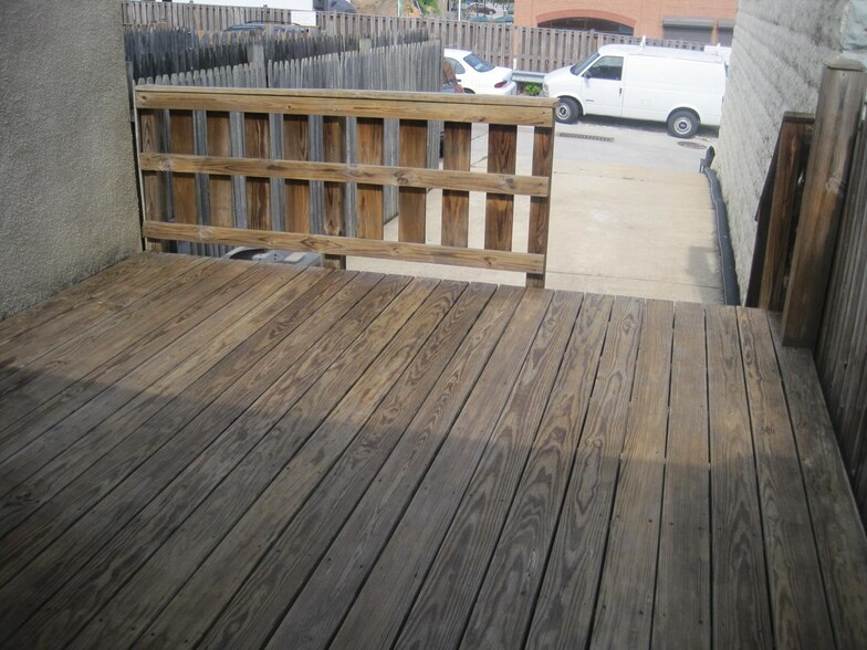 Building Photo - 1404 Woodall St