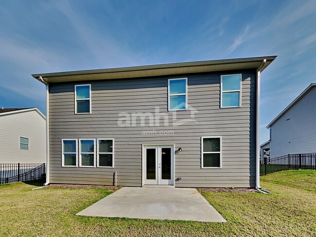 Building Photo - 542 Slew Dr